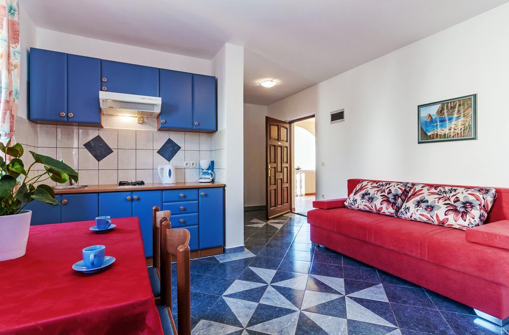 Villa Mare Apartments Vir Luaran gambar